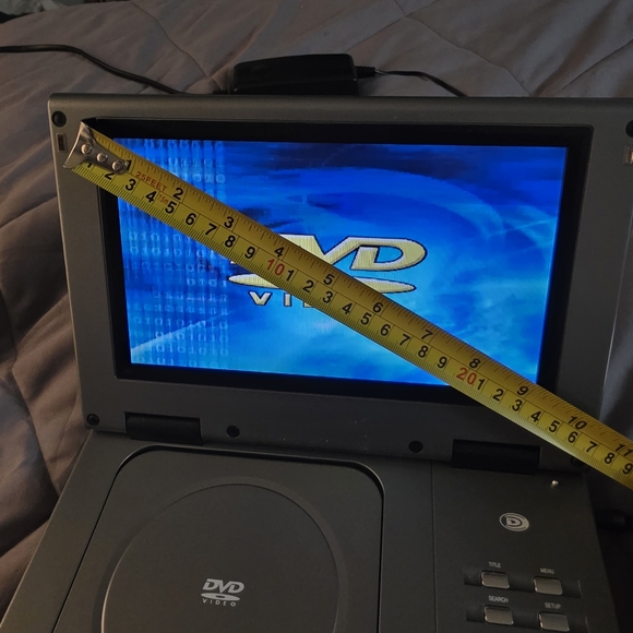 Portable DVD Player with Screen - Gray - Picture 5 of 6